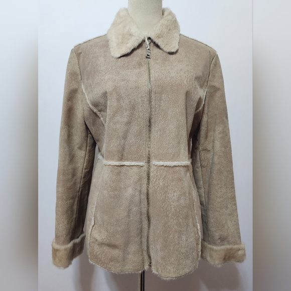 Guess leather fur lined jacket - Picture 2 of 8